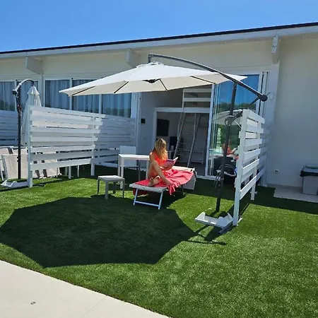 Hotel Pool - Bianca 4*