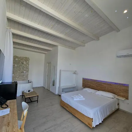 Hotel Pool - Citta Bianca 4*