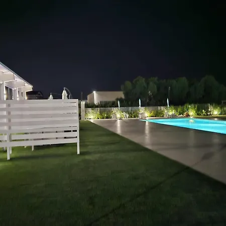 Pool - Citta Bianca Hotel 4*