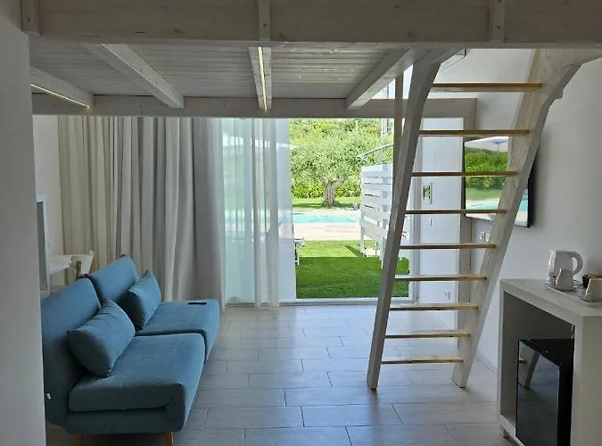 Pool - Citta Bianca Πεσκάρα