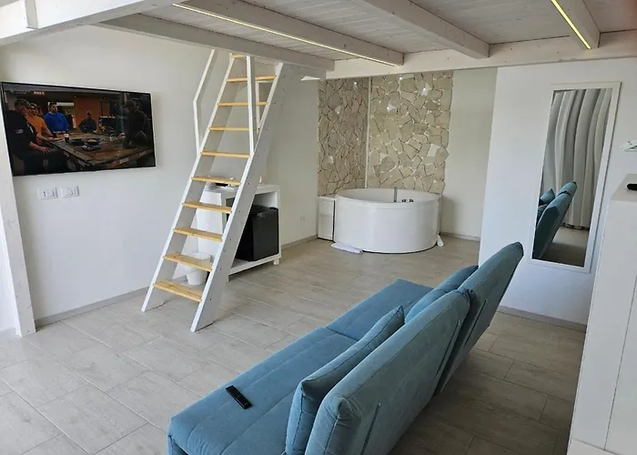 Hotel Pool - Citta Bianca 4*