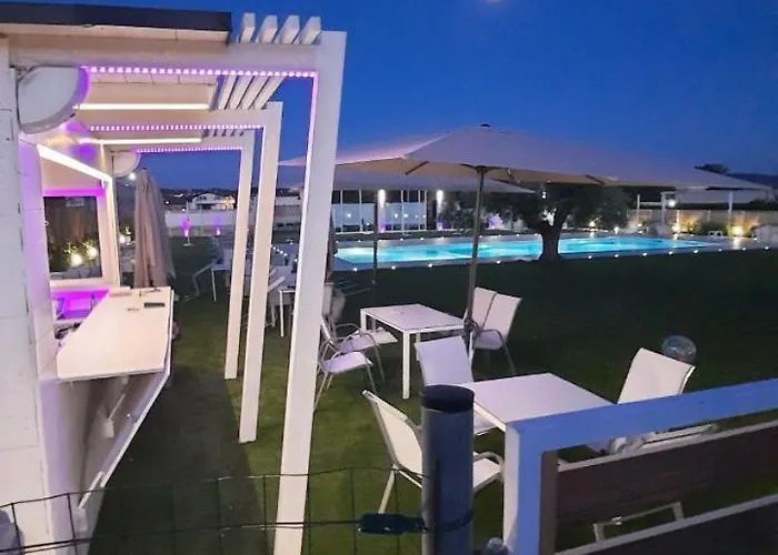 Hotel Pool - Citta Bianca Pescara